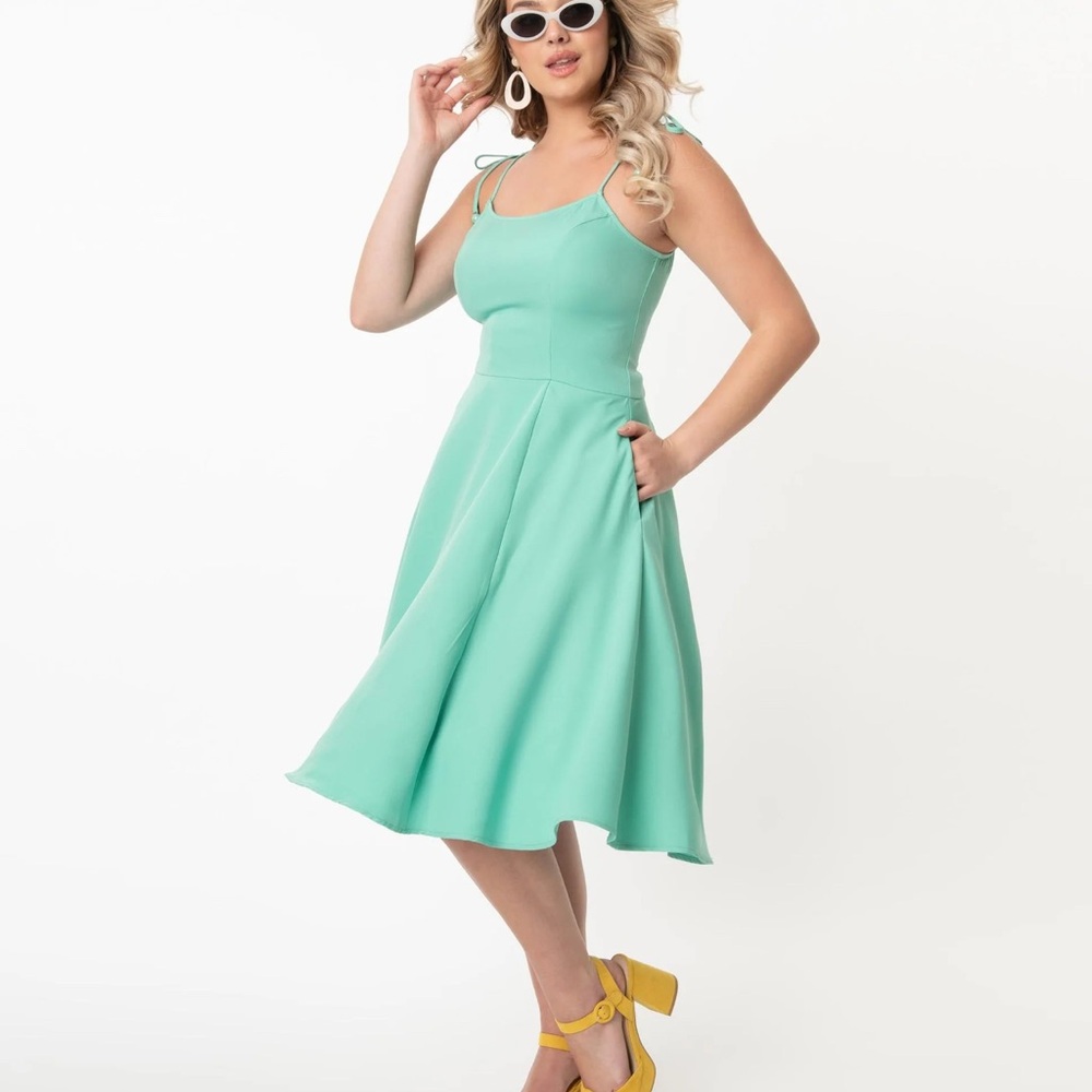 Unique Vintage Seafoam Mint Bobbie
Swing Dress
